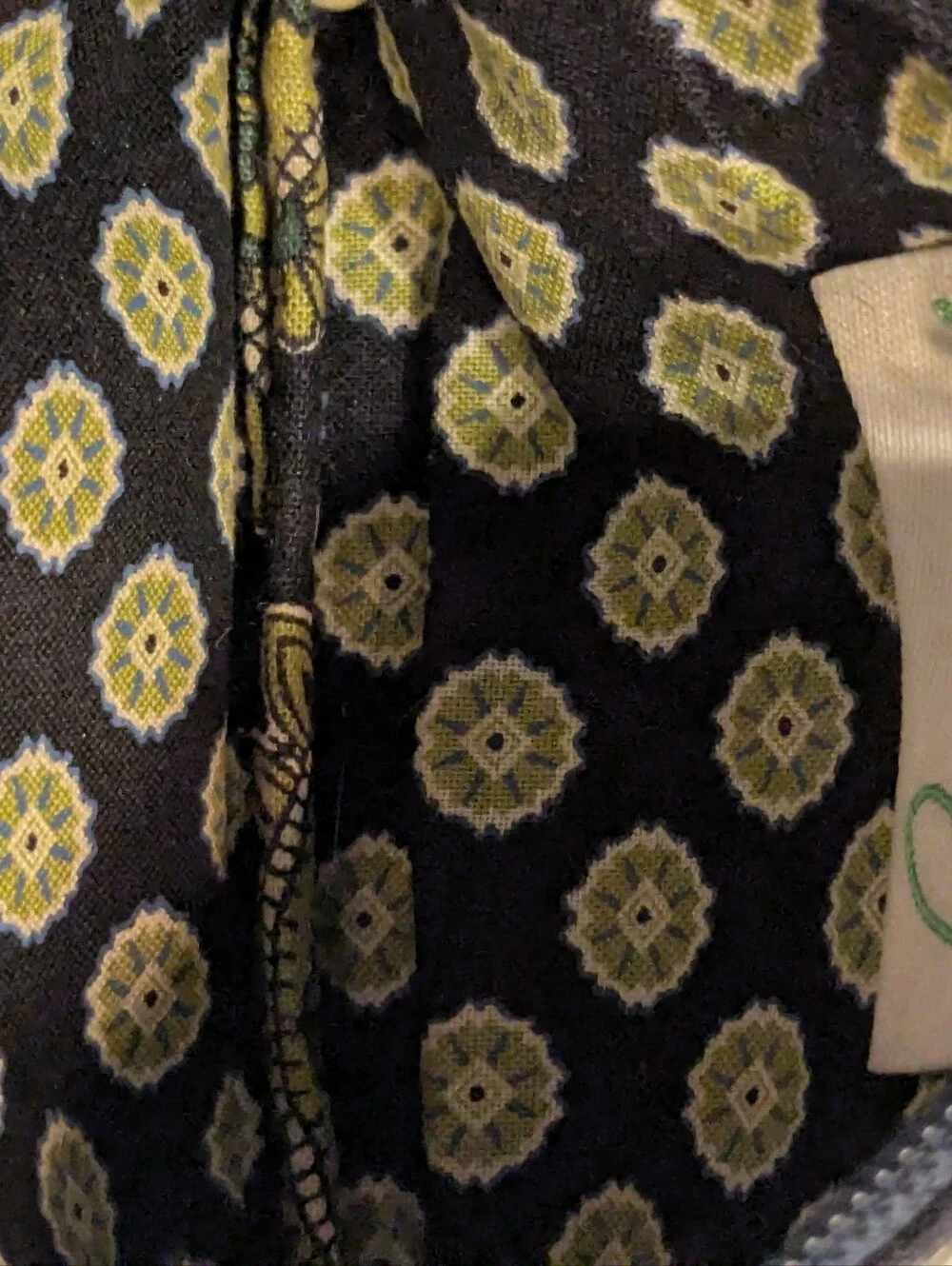 Vera Bradley Retired Cambridge Zip ID Case Small Wallet